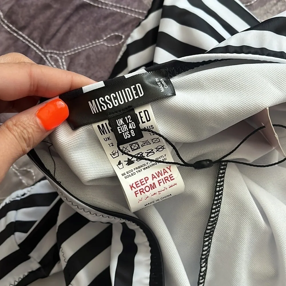 Missguided this swimsuit